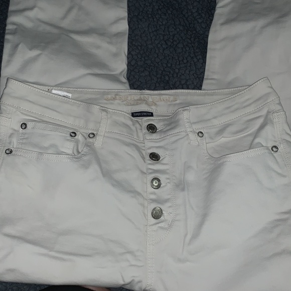 NWOT High Rise Crop Flare Jeans - Picture 5 of 6
